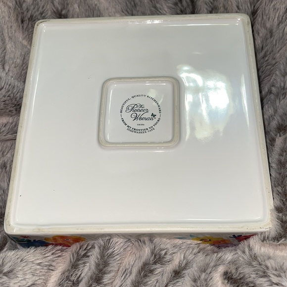 The Pioneer Woman Floral Print Napkin Holder - Picture 3 of 4